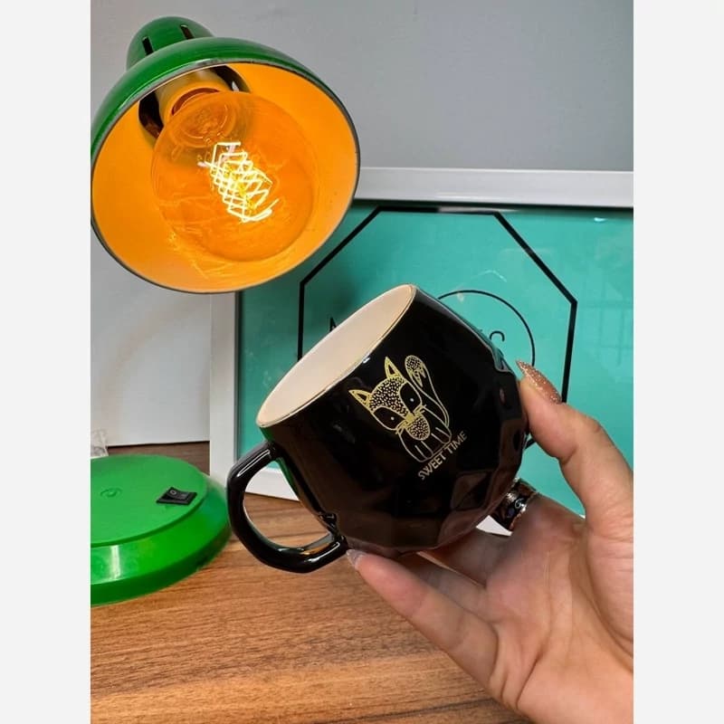 ماگ سرامیکی مشکی ته لوزی