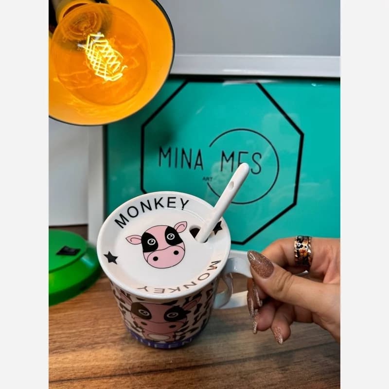 ماگ سرامیکی درب دار طرح گاو — تصویر ۲