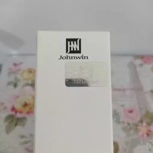 عطر انیرو مردانه 30 میل شرکت جانوین امارات،نسخه کاملا مشابه اصل — تصویر ۴