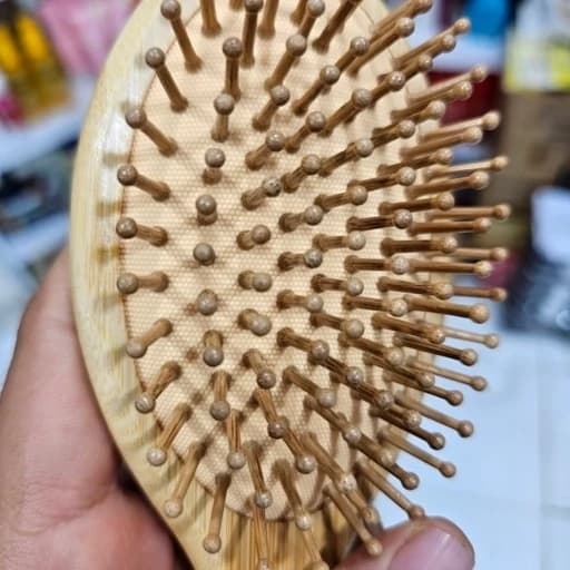 برس چوبی بامبو اصل 82 گرمی ضد الکتریسیته، مدل بیضی سر گرد | کاهش وز و شکستگی مو — تصویر ۲