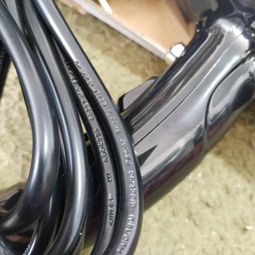 سشوار حرفه‌ای سالنی اوزاکا (Osaka) مدل OJ-4241 | موتور 2800 وات با فناوری یونیک ضد وز — تصویر ۴