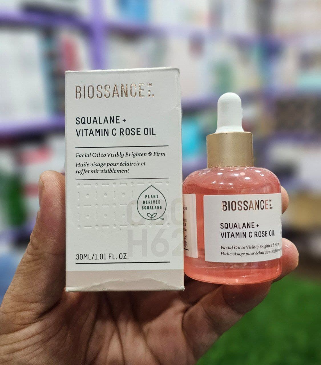 روغن گل رز روشن کننده و آبرسان حاوی اسکوالن و ویتامین C بایوسانس BIOSSANCE SQUALANE +VITAMIN C ROSE OIL 30 ML — تصویر ۴