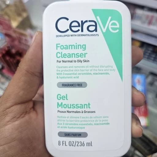 فوم شستشو صورت پوست نرمال تا چرب سراوی CeraVe Foaming Cleanser حجم 236 میلی لیتر — تصویر ۴