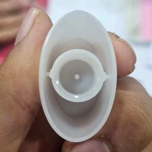 ضدآفتاب ایزدین فیوژن واتر مجیک SPF50 محافظت روزانه 5 ستاره با بافت فوق سبک و جذب سریع — تصویر ۶