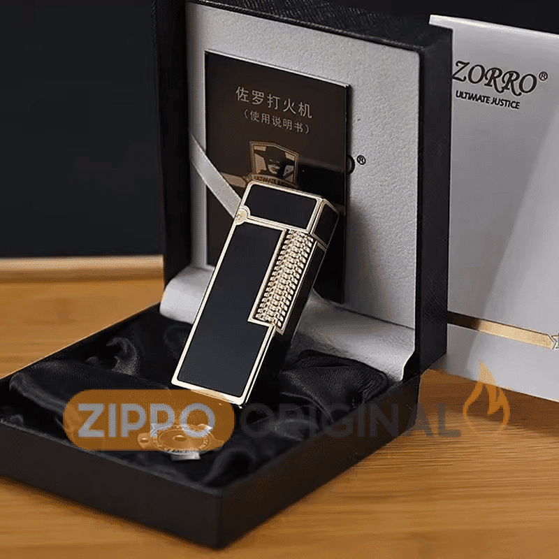 فندک بنزینی Zorro طرح دانهیل — تصویر ۴