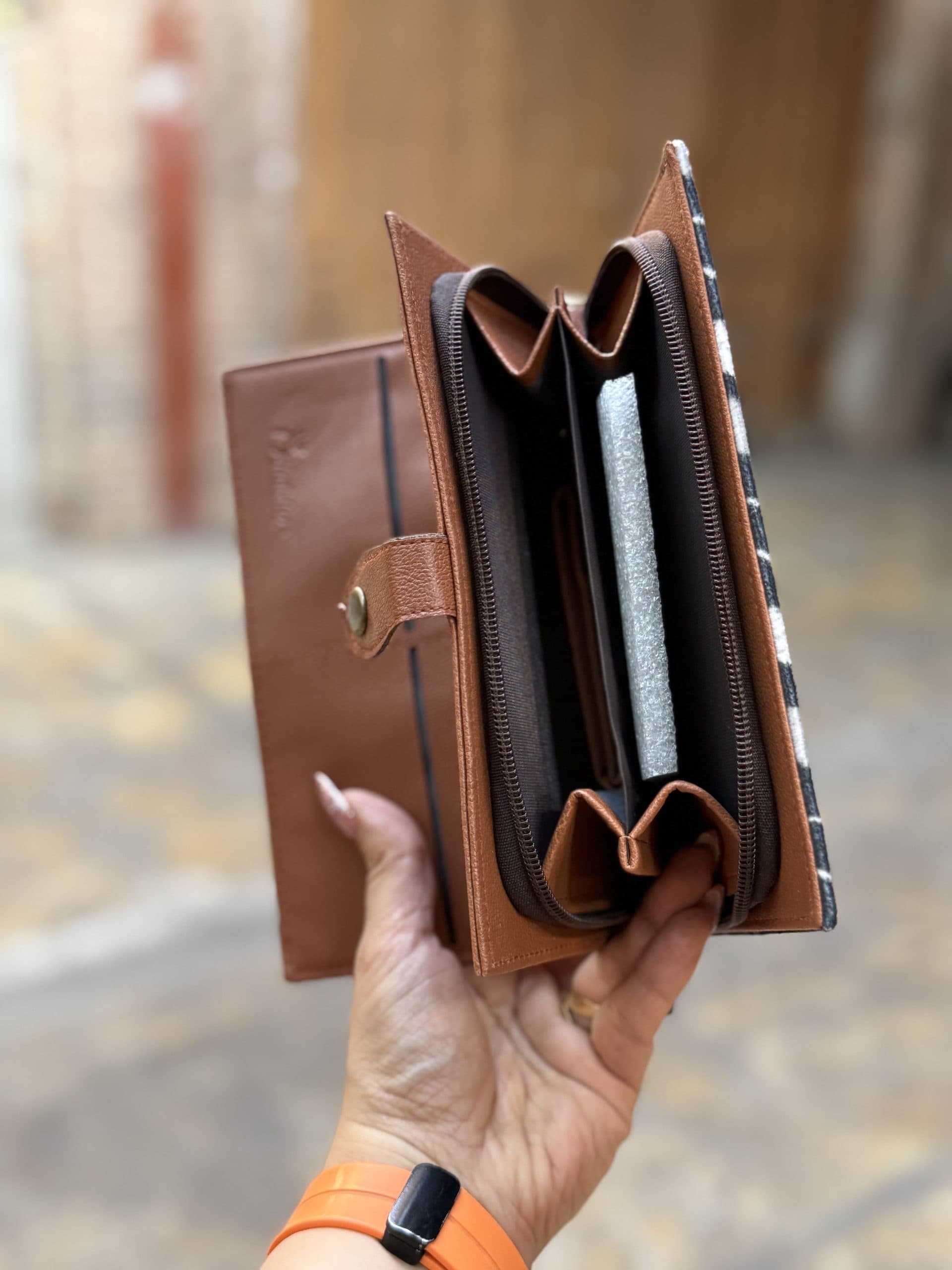 کیف پول مخمل پالتویی دوبل ۳ — تصویر ۳