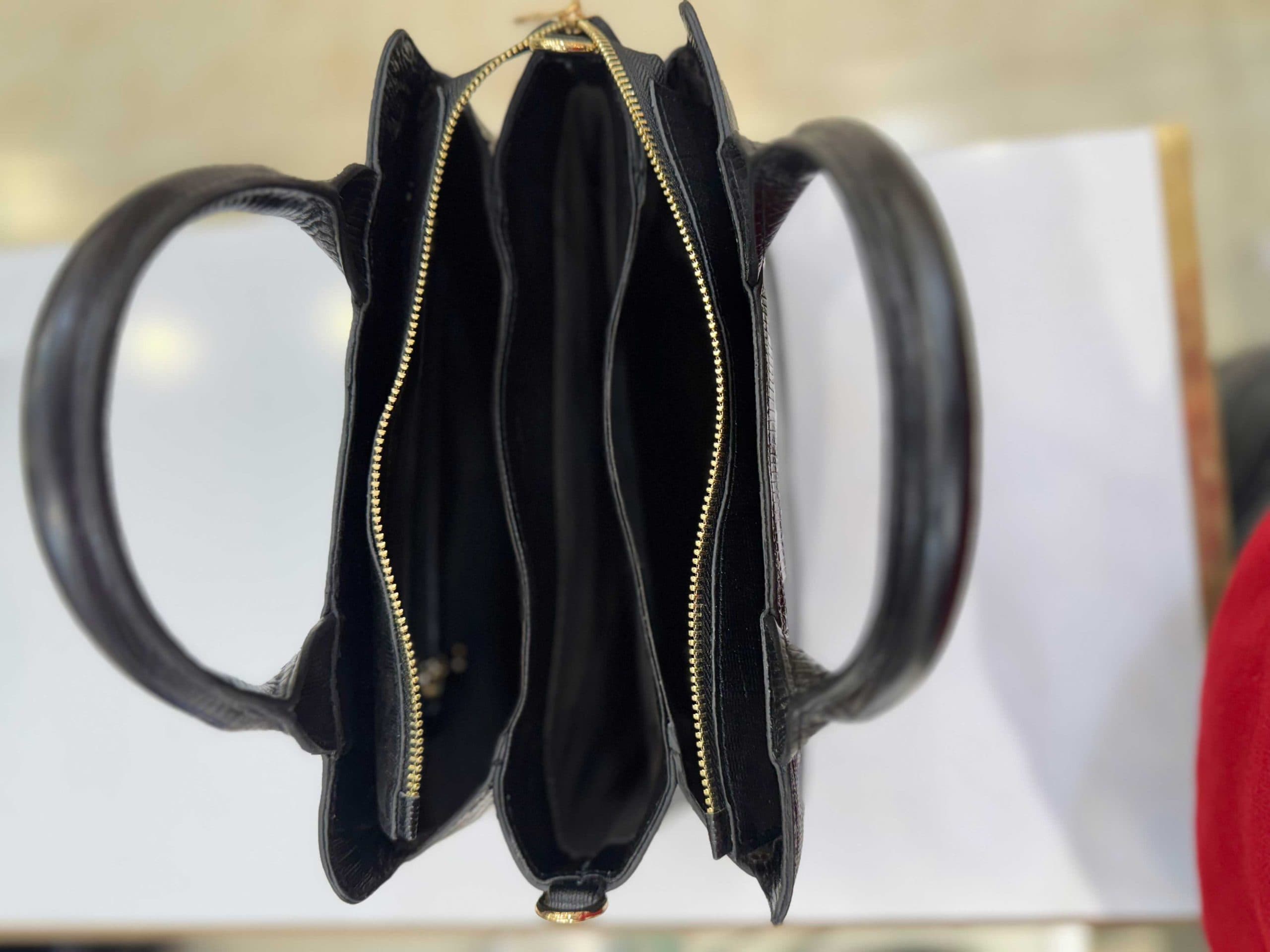 کیف چرم طبیعی زنانه کد 44 — تصویر ۴
