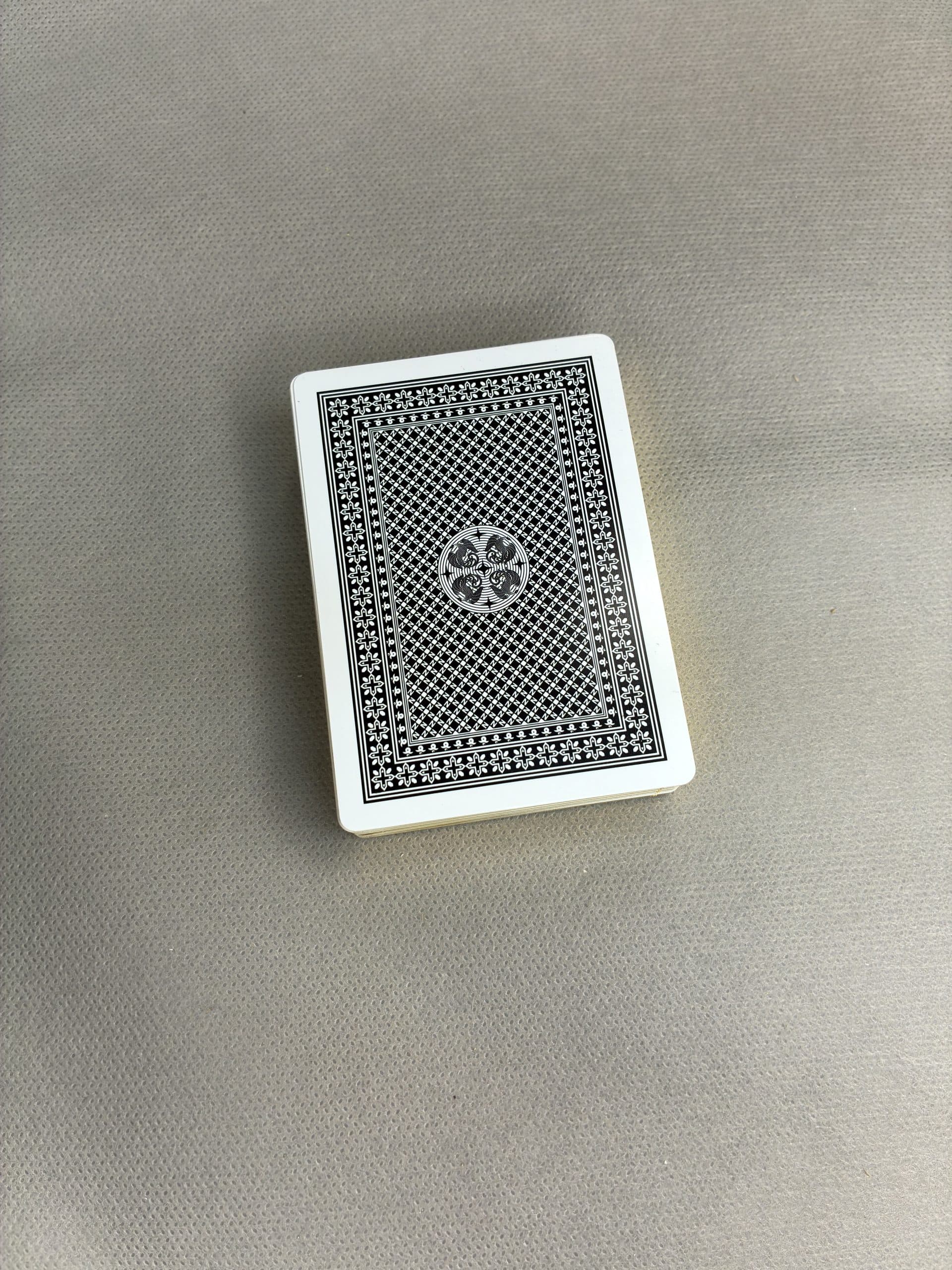کارت بازی پوکر فلزی — تصویر ۲