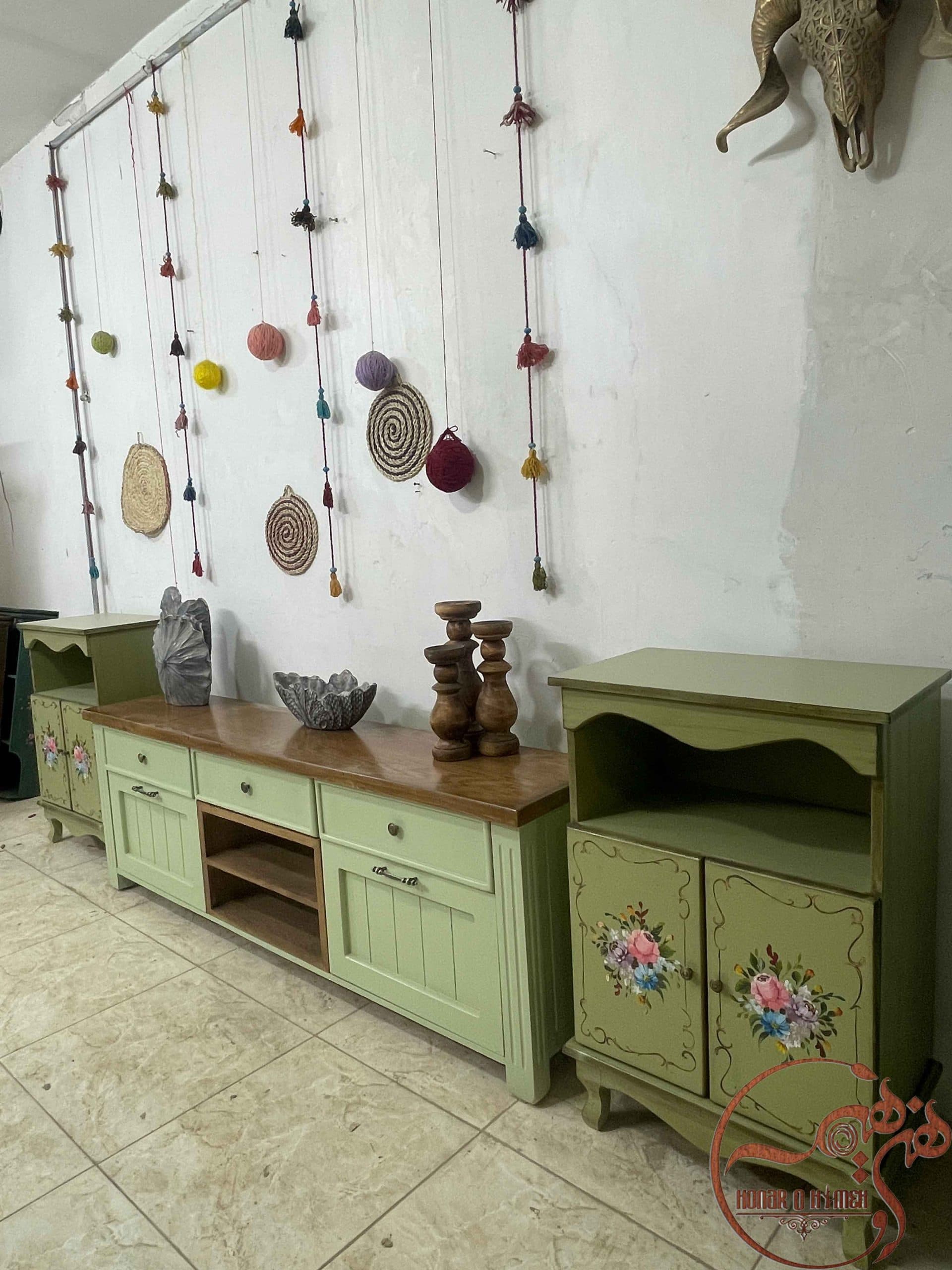 ست میز تلویزیون محبوب و کنار سالنی