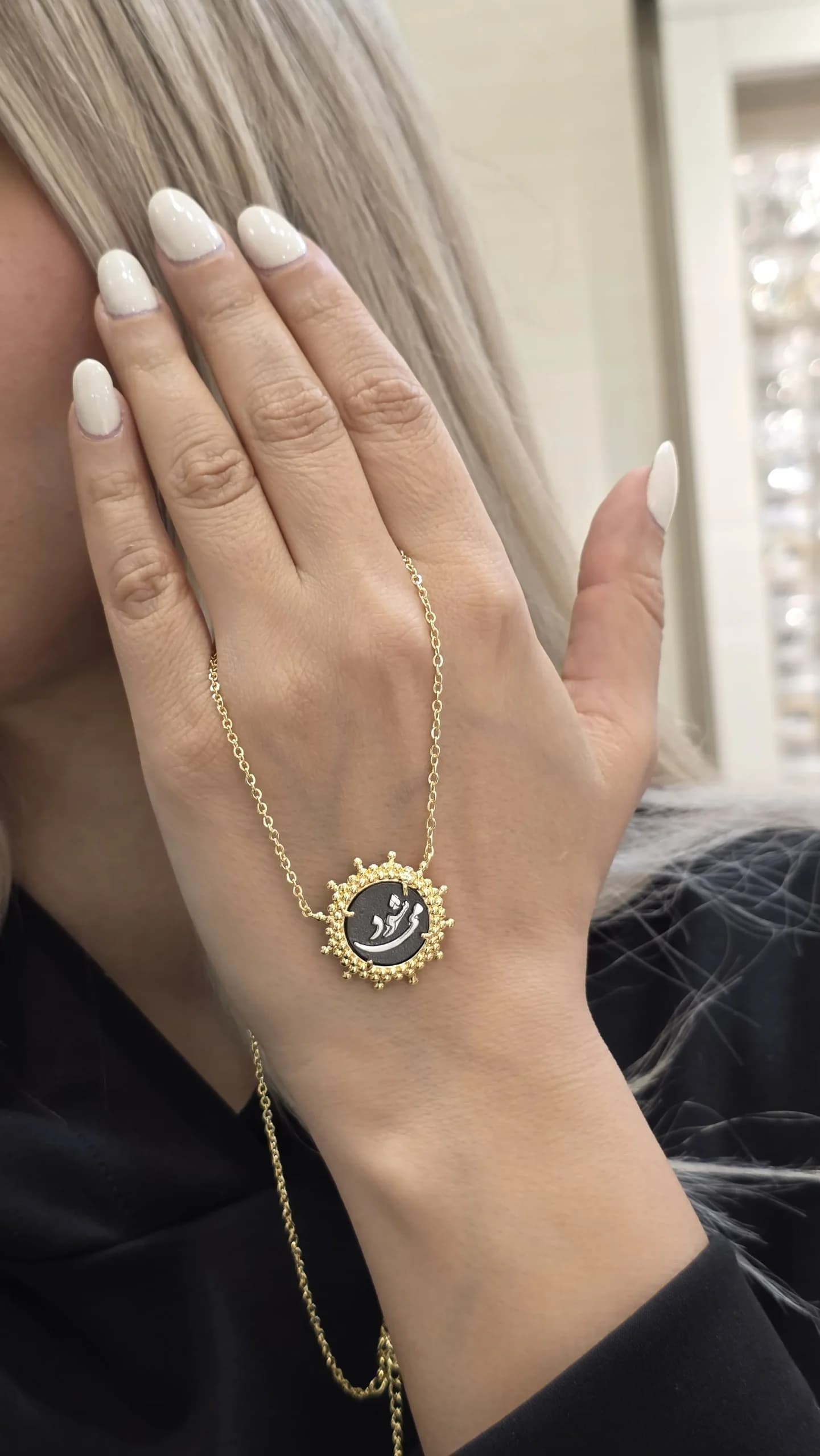 گردنبند آبکاری طلا طرح می شود — تصویر ۳