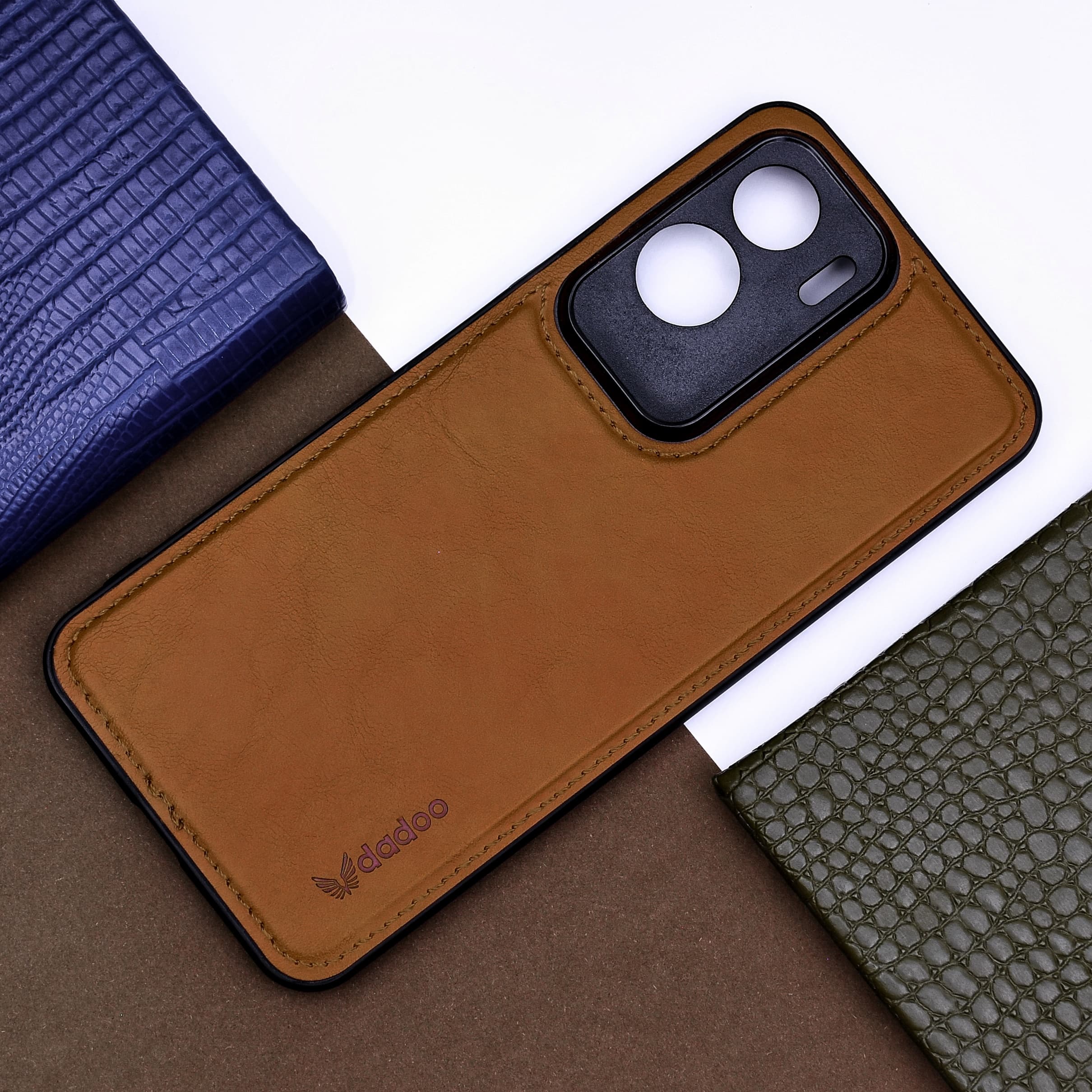 کاور مدل چرمی dadoo مناسب برای گوشی موبایل آنر honor 90 lite — تصویر ۳