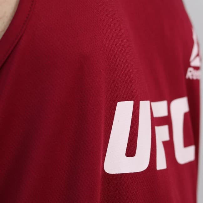 تاپ مردانه قهرمانی سوزنی UFC REEBOK تکی — تصویر ۵