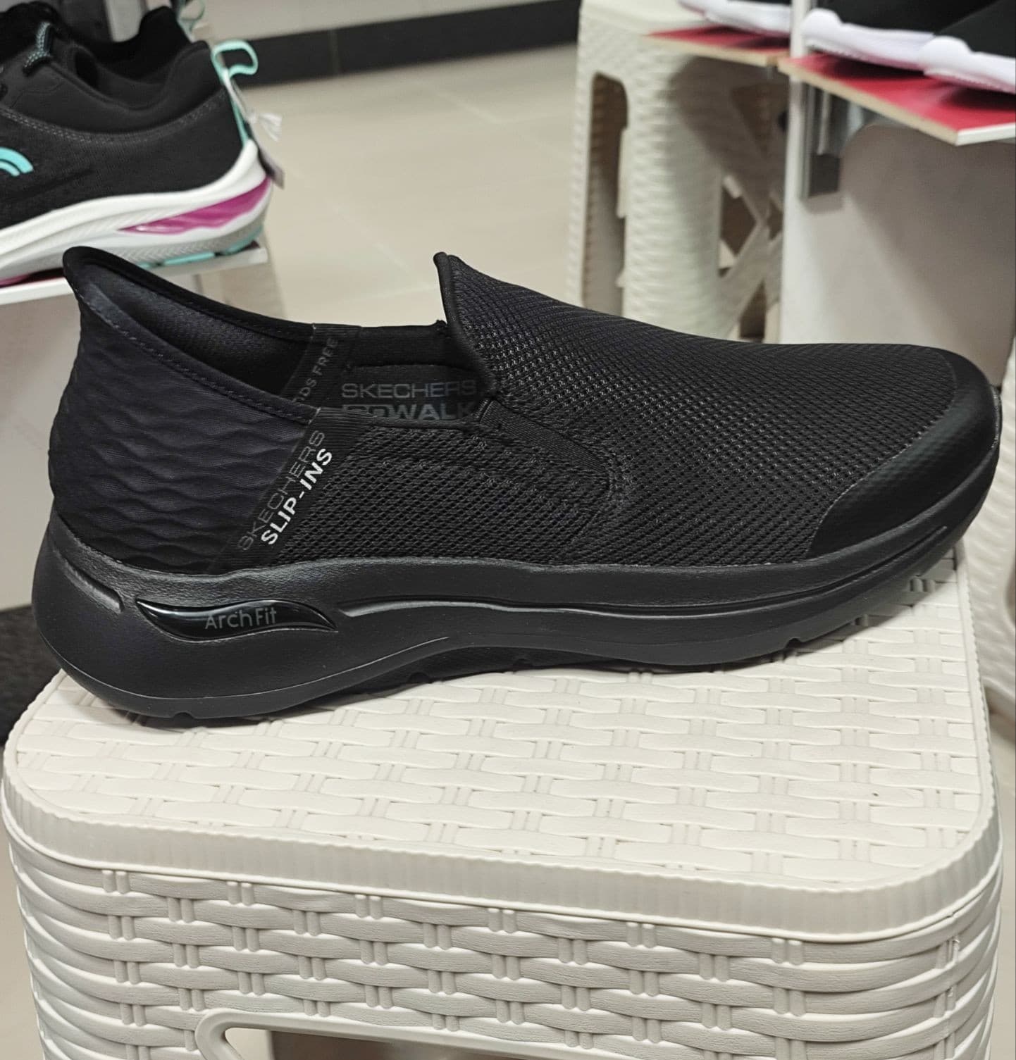 کفش مردانه اسکچرز Arch fit کد 5605 — تصویر ۲