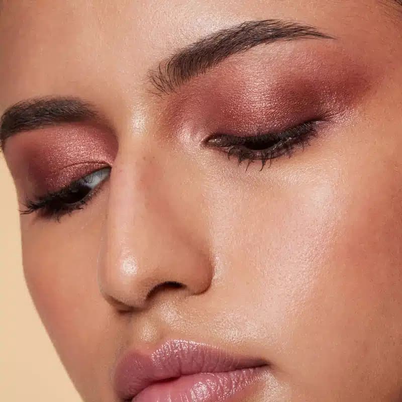 پالت سایه 4 رنگ الف elf مدل Bite Size Eyeshadow رنگ Berry Bad — تصویر ۸