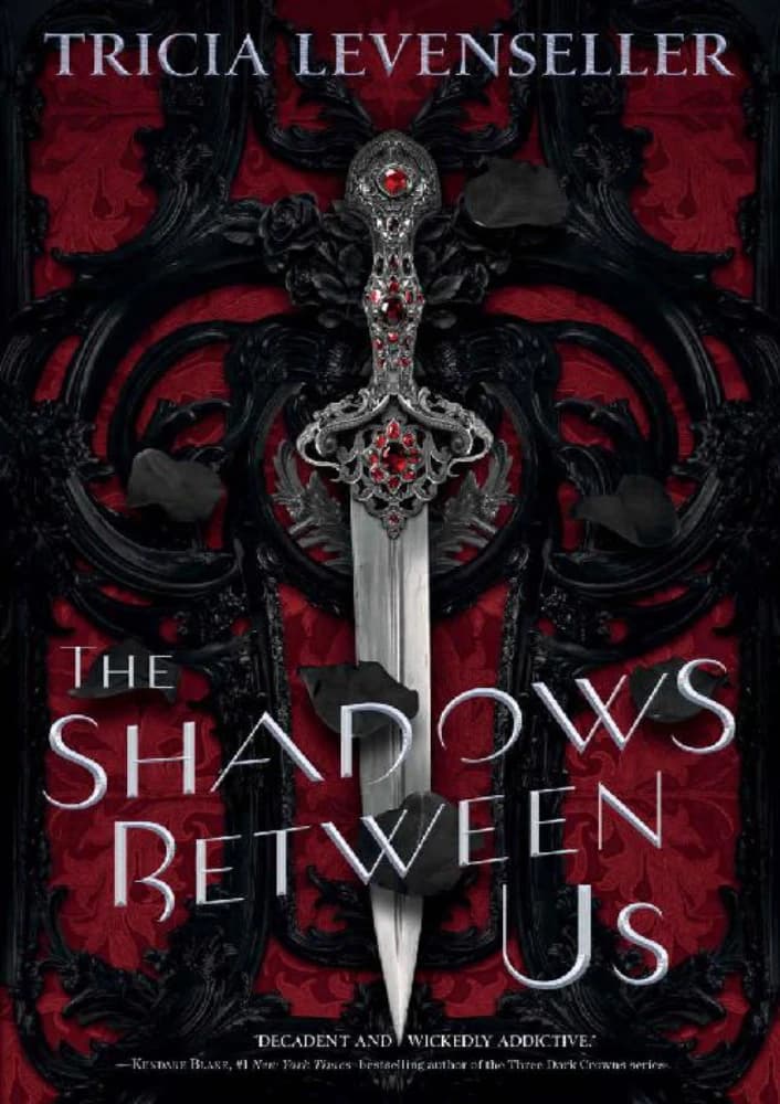 کتاب The Shadows Between Us (سایه‌های بین ما) نسخه انگلیسی PDF/تریشا لون‌سلر