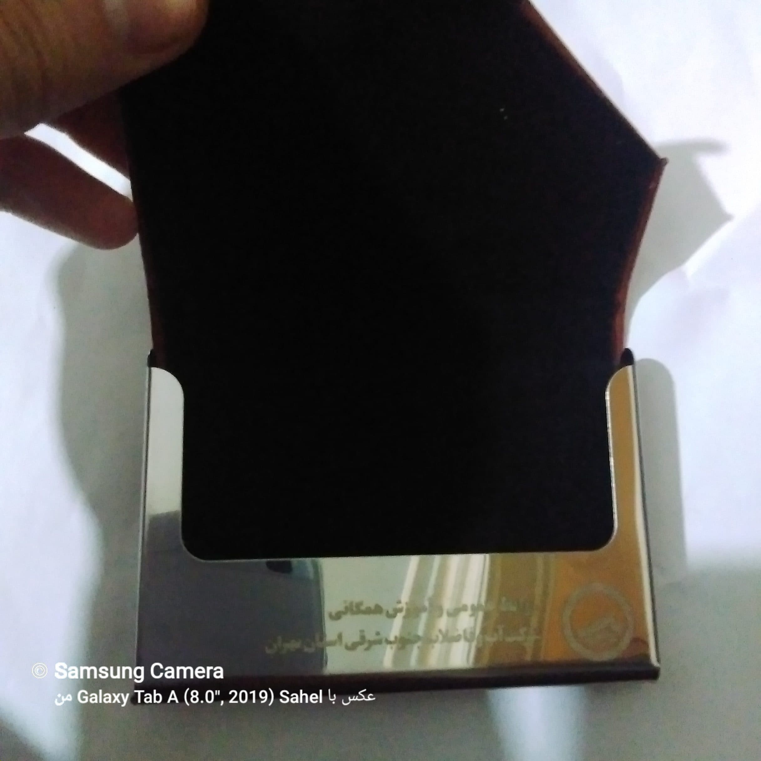 کیف جا کارتی چرمی حالت مگنتی زیبا و مداوم — تصویر ۳