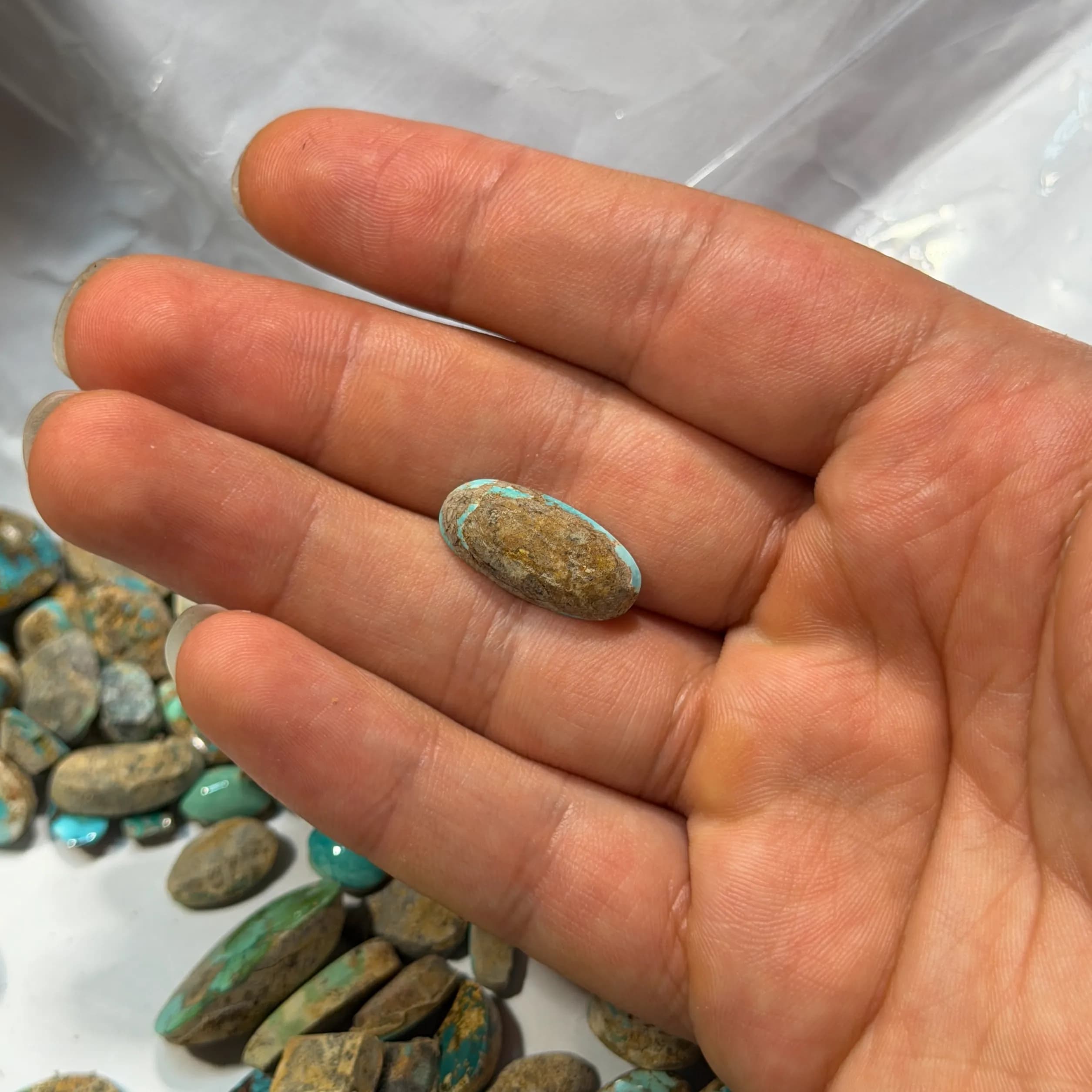 سنگ فیروزه مناسب جواهرسازی کد2288 — تصویر ۲