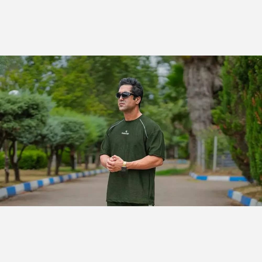 ست تیشرت شلوار بیسکویتی طرح INSSTUDIDS مغزی دوزی — تصویر ۲