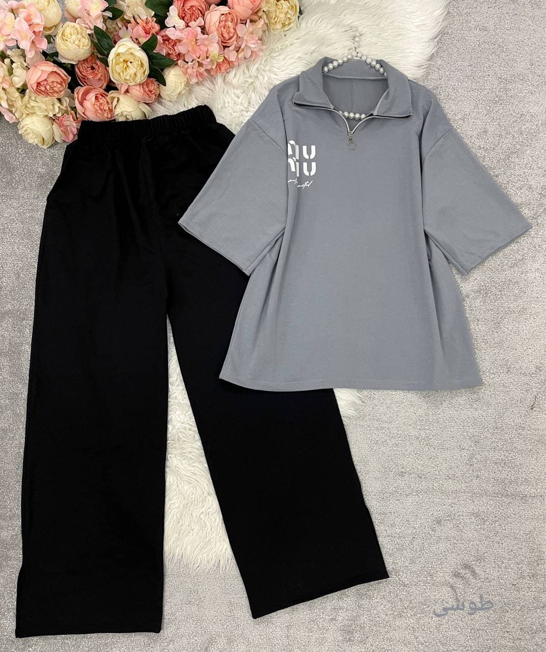 تیشرت شلوار miumiu — تصویر ۳