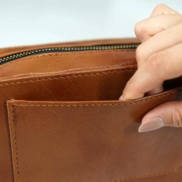 کیف دوشی زنانه طرح شنل – 639-25 — تصویر ۵