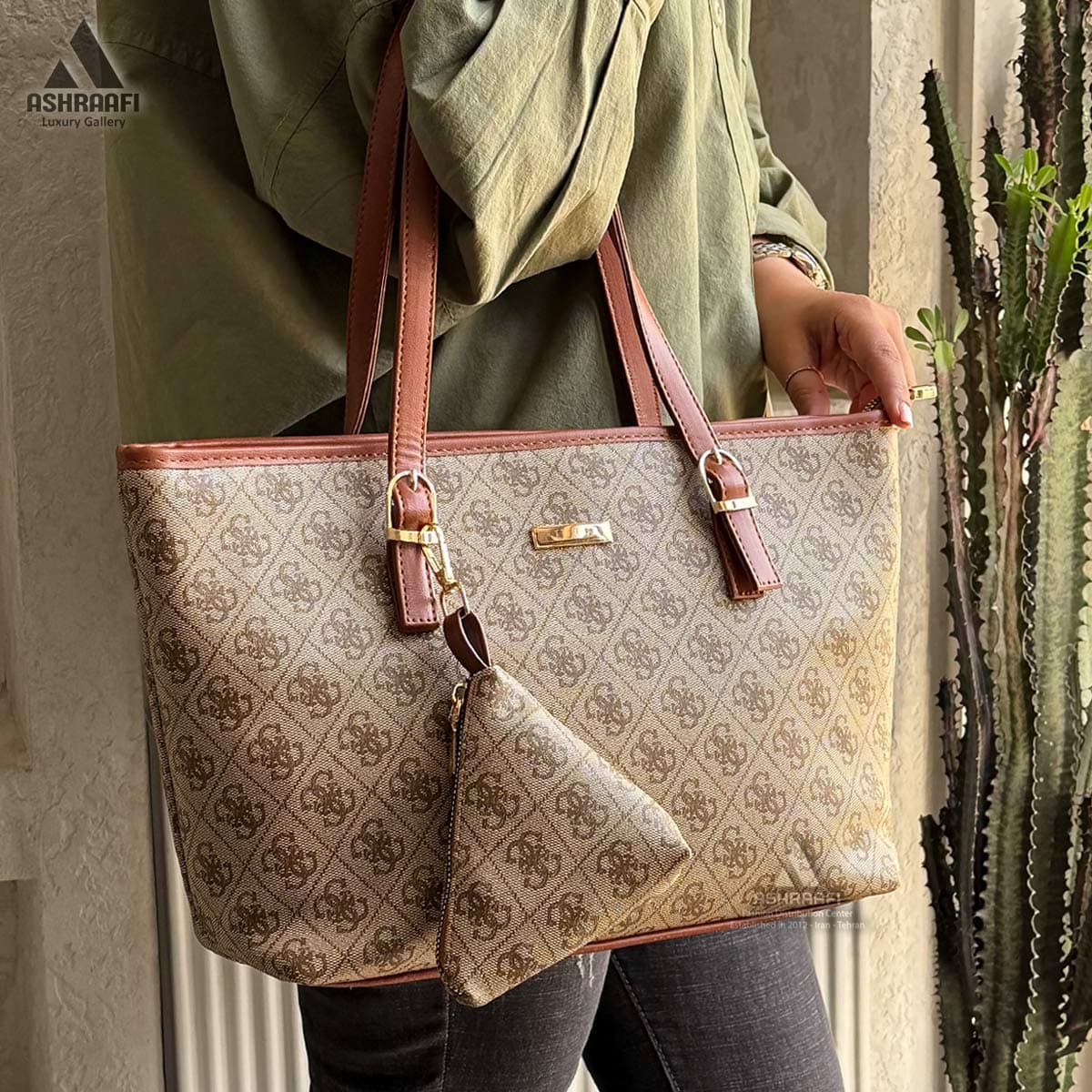 کیف زنانه گس Guess Shoulder Bag A01 — تصویر ۲