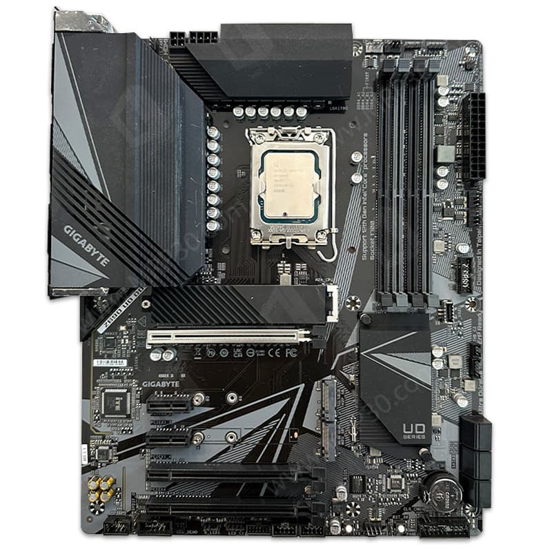 باندل مادربرد Gigabyte Z690 UD D4 + i7 12700 استوک در حد نو