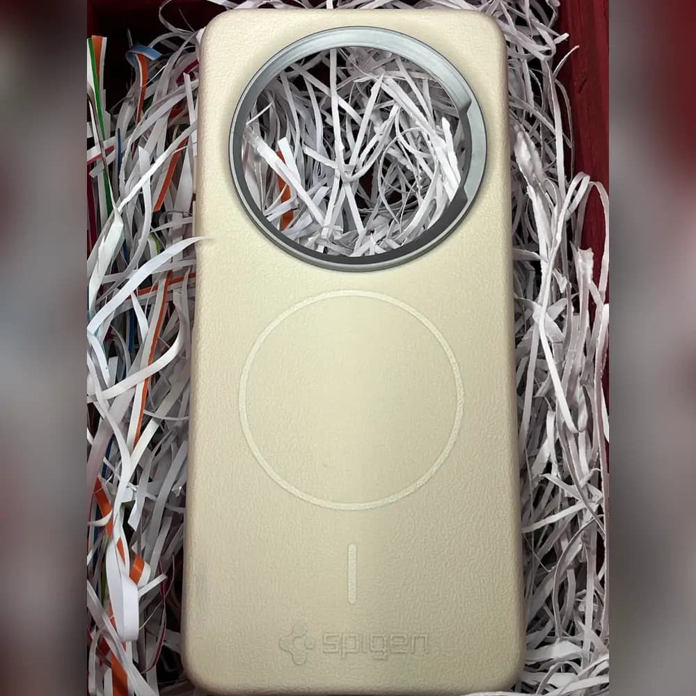 گارد چرمی مگسیف spigen برای شیائومی xiaomi redmi 14c — تصویر ۴