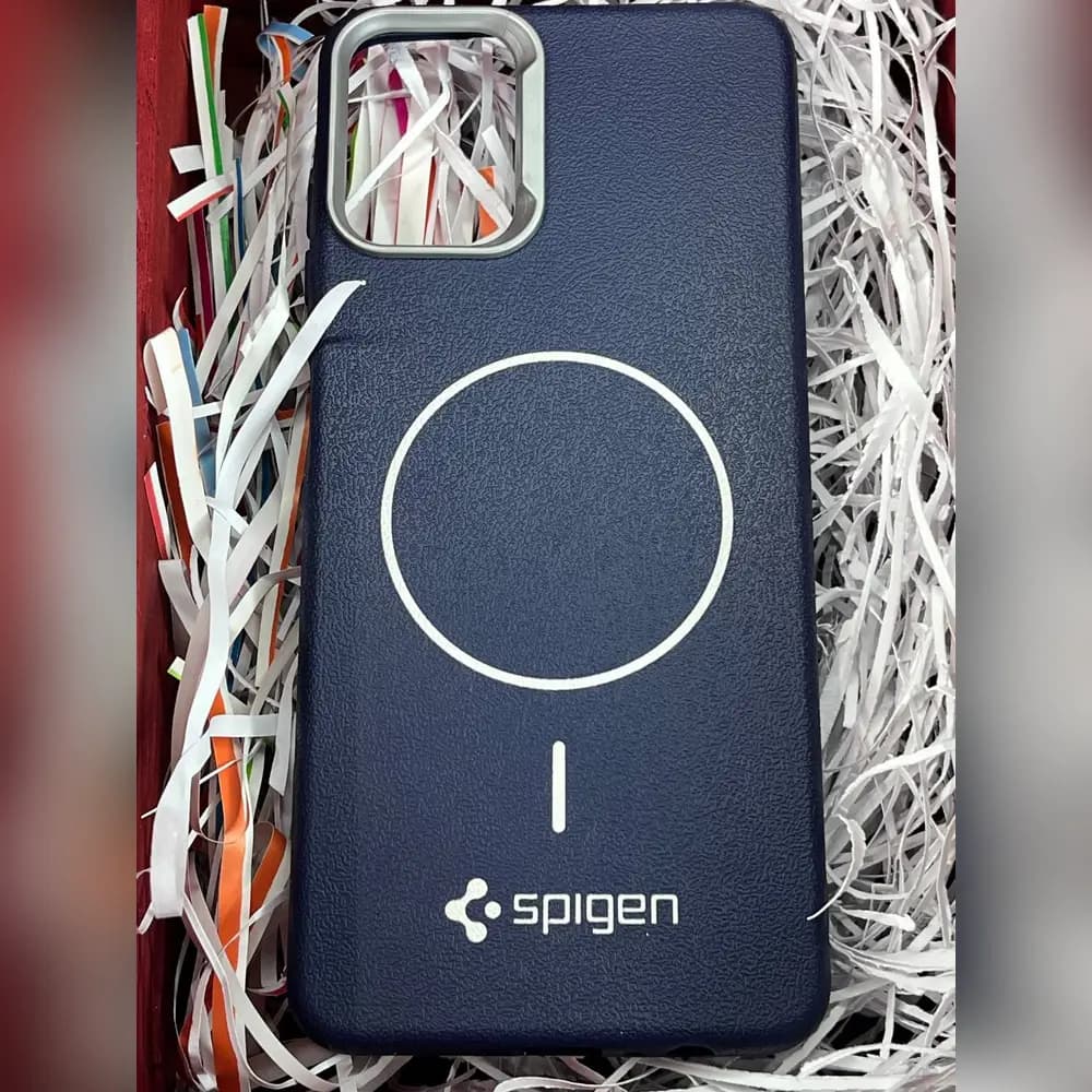 گارد چرمی مگسیف spigen برای سامسونگ samsung A06 — تصویر ۴