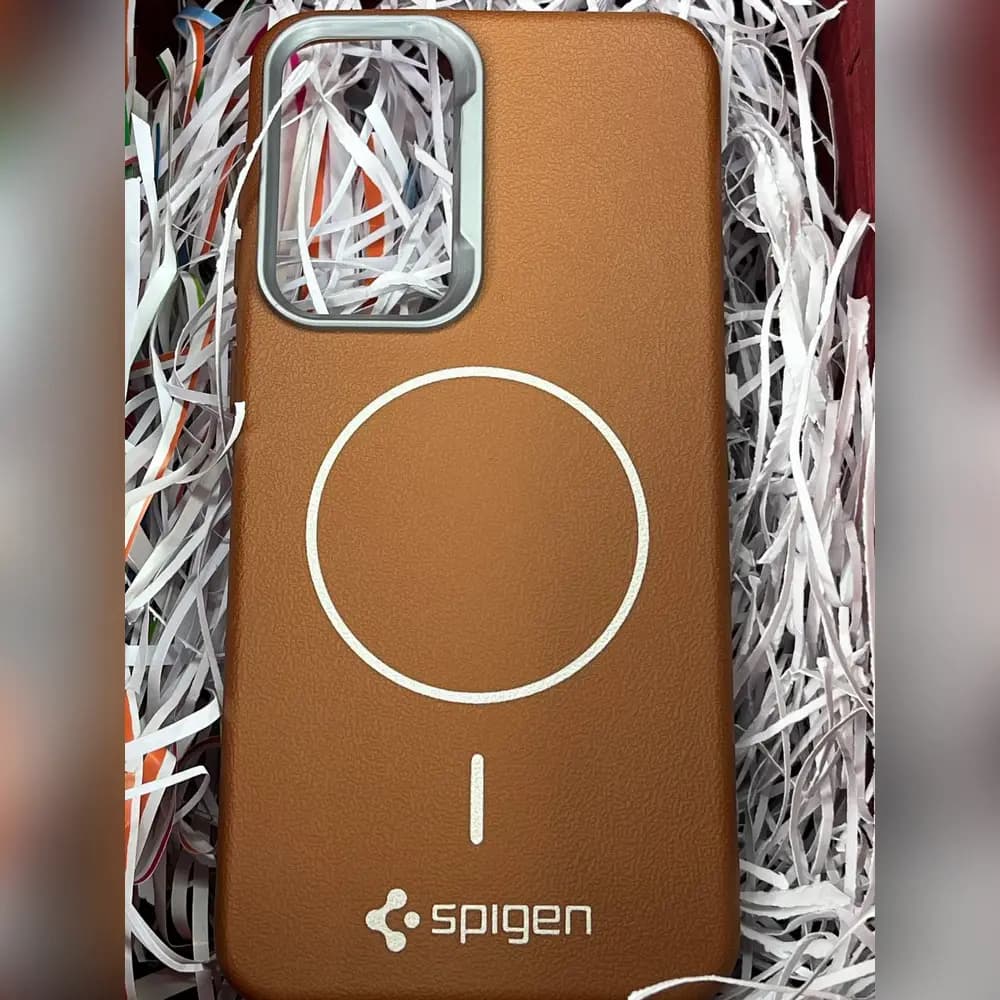 گارد چرمی مگسیف spigen برای سامسونگ samsung A56 — تصویر ۳
