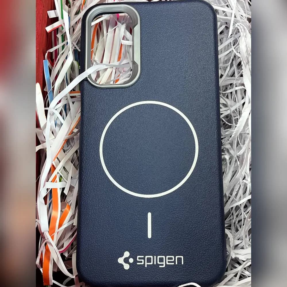 گارد چرمی مگسیف spigen برای سامسونگ samsung A15 — تصویر ۳