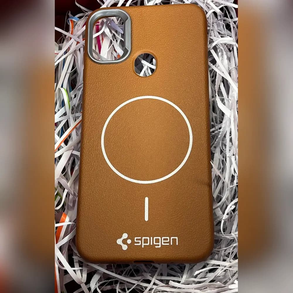 گارد چرمی مگسیف spigen برای سامسونگ samsung A11 — تصویر ۳