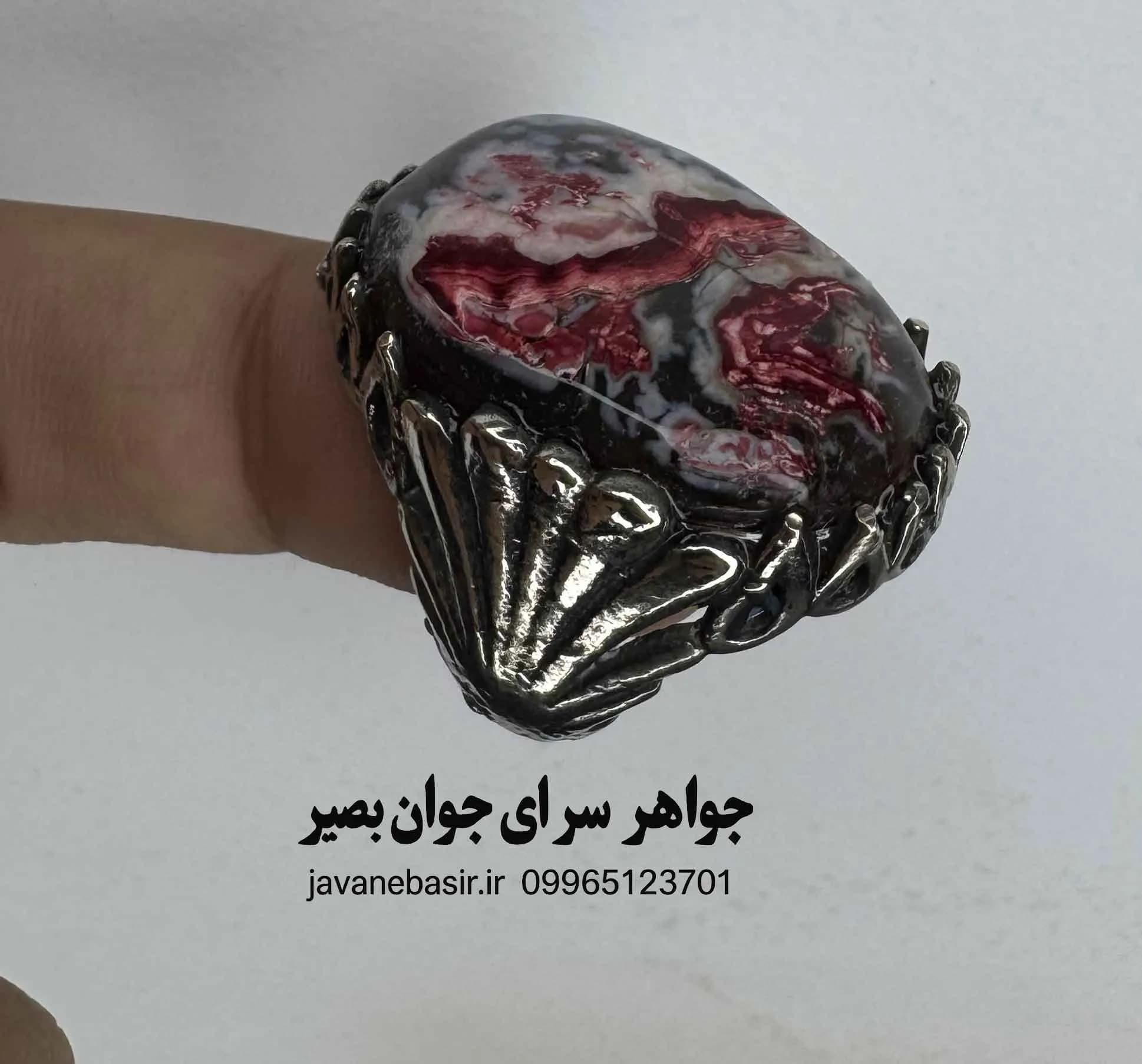 انگشتر عقیق ملکی دموی خونی مصور | سنگ خونین کمیاب برای عزت، رزق و حفاظت