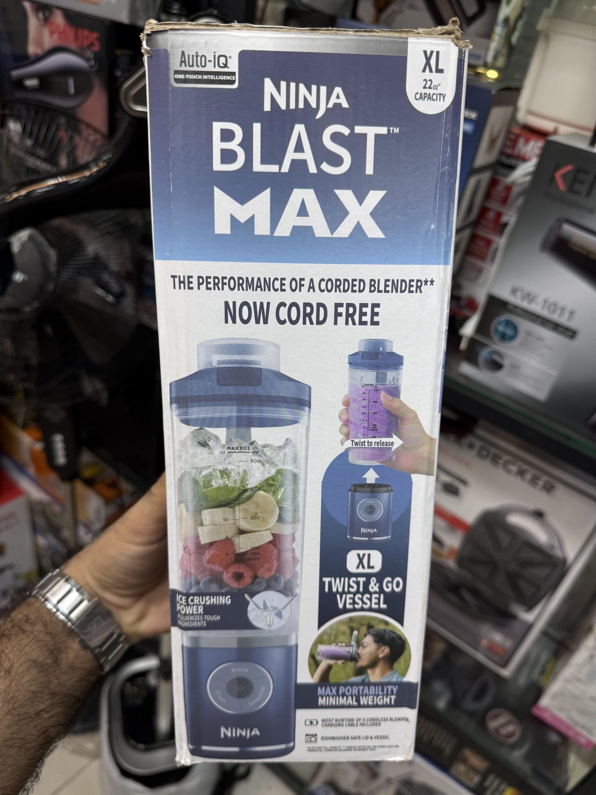مخلوط‌کن اسموتی‌ساز بی‌سیم نینجا اورجینال مدل Blast Max ظرفیت ۶۵۰ میلی‌لیتر Ninja Blast Max (22oz)