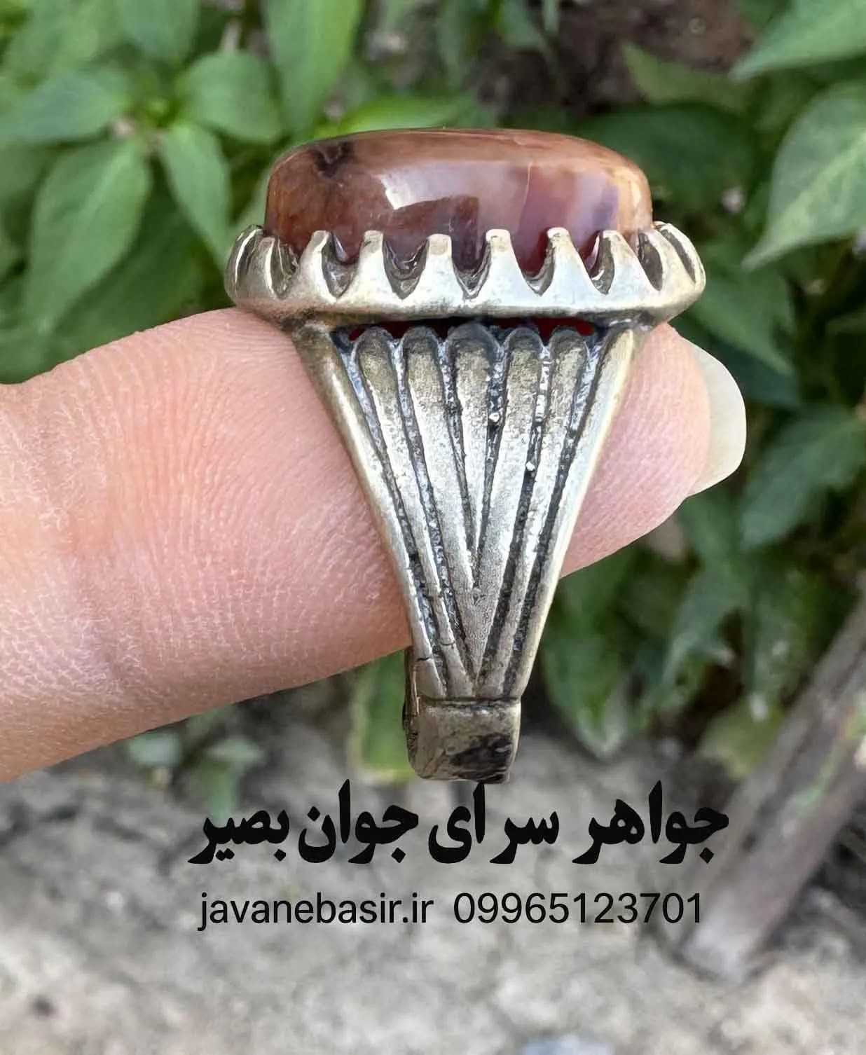 انگشتر عقیق سرخ ظریف | نگین سنگی طبیعی و خوشدست — تصویر ۲