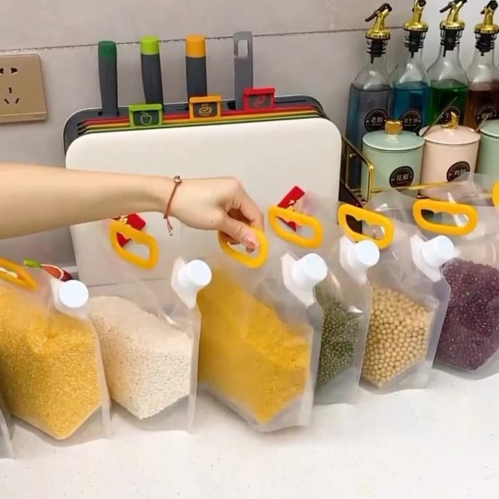 نگهدارنده حبوبات ، آب و …