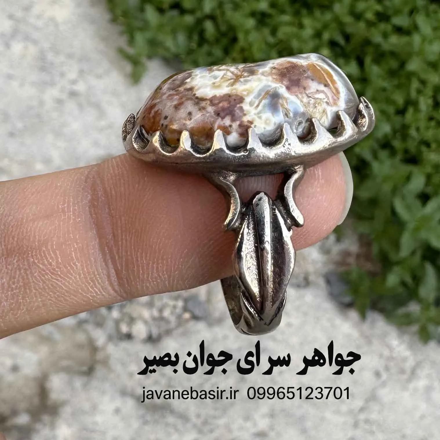 انگشتر عقیق سلطانی با تصاویر طبیعی | نگین ماورایی و زنده — تصویر ۲