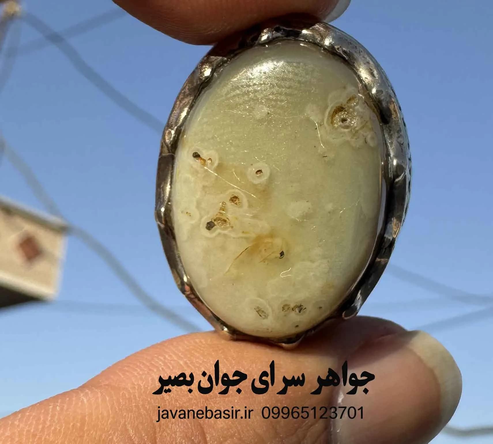 انگشتر عقیق مصور درشت | سنگ خوش‌دست با تصاویر طبیعی و انرژی شاداب