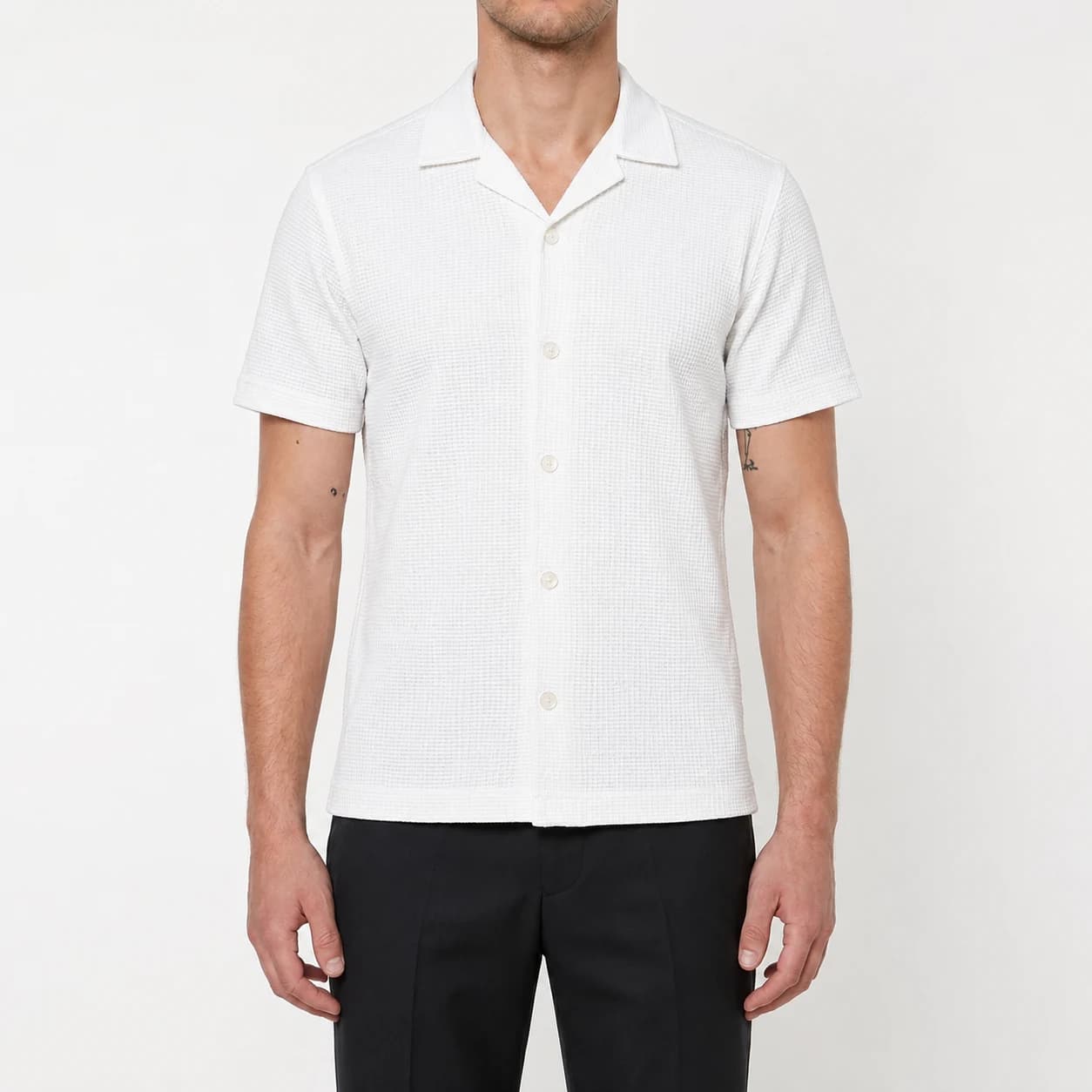 پیراهن اسپرت آستین کوتاه مردانه — تصویر ۳
