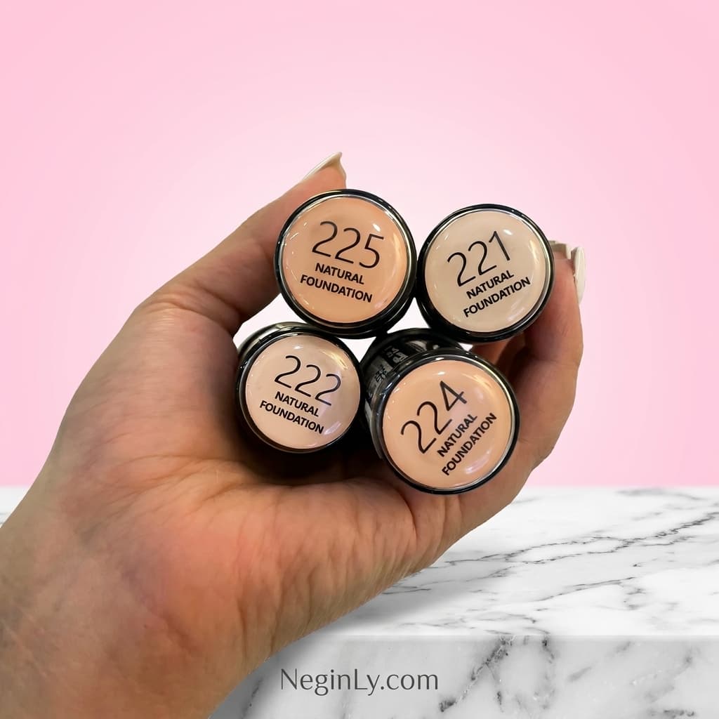 کرم پودر گلدن سوان (Golden Swan) مدل Natural Foundation | آبرسان و ضد حساسیت — تصویر ۲