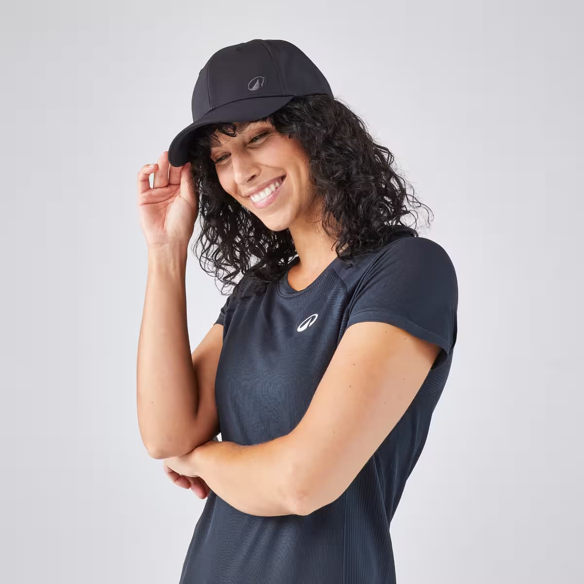 کلاه تنیس مردانه/زنانه Decathlon 58 900 مشکی‌–‌خاکستری | زیتون‌کمپ — تصویر ۵