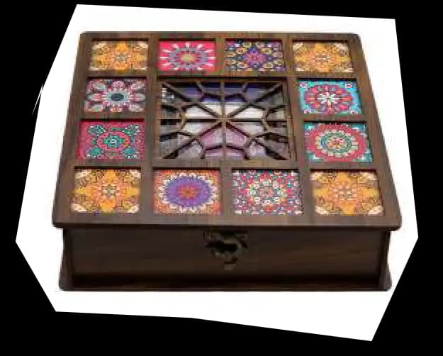 جعبه چوبی منبت کاری کوچک