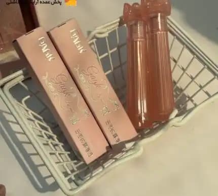 رژ لب مایع پاپیونی 782 گک GAGK — تصویر ۳