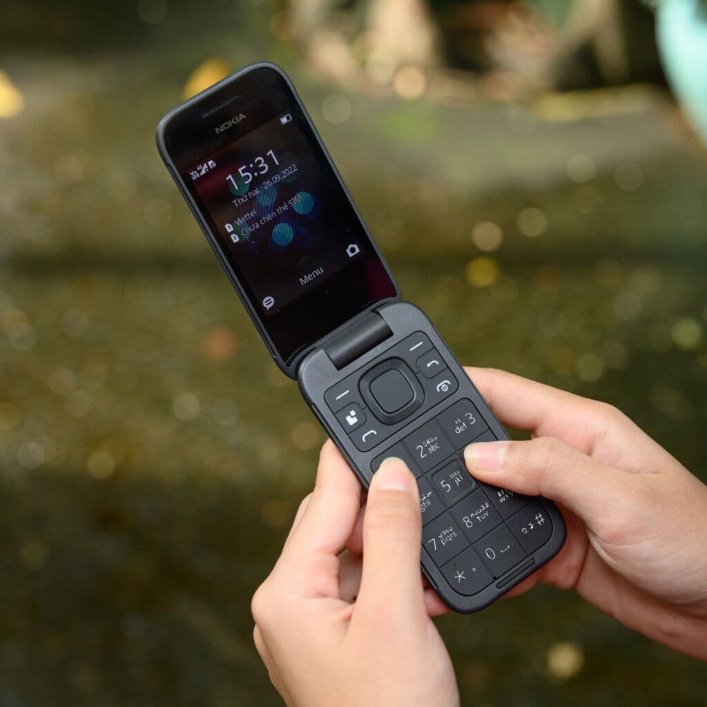 گوشی موبایل تاشو نوکیا Nokia 2660 Flip 4G ظرفیت 128 مگابایت (پک اورجینال) — تصویر ۳