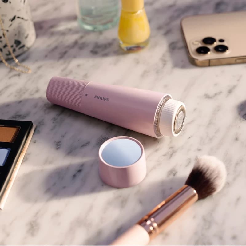 ماشین اصلاح صورت فیلیپس BRR454؛ سری 5000 با LED و آینه — تصویر ۶
