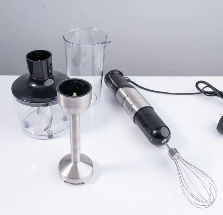 گوشت کوب برقی ماتسو MA1040؛ چهارکاره با موتور 1000 وات — تصویر ۲