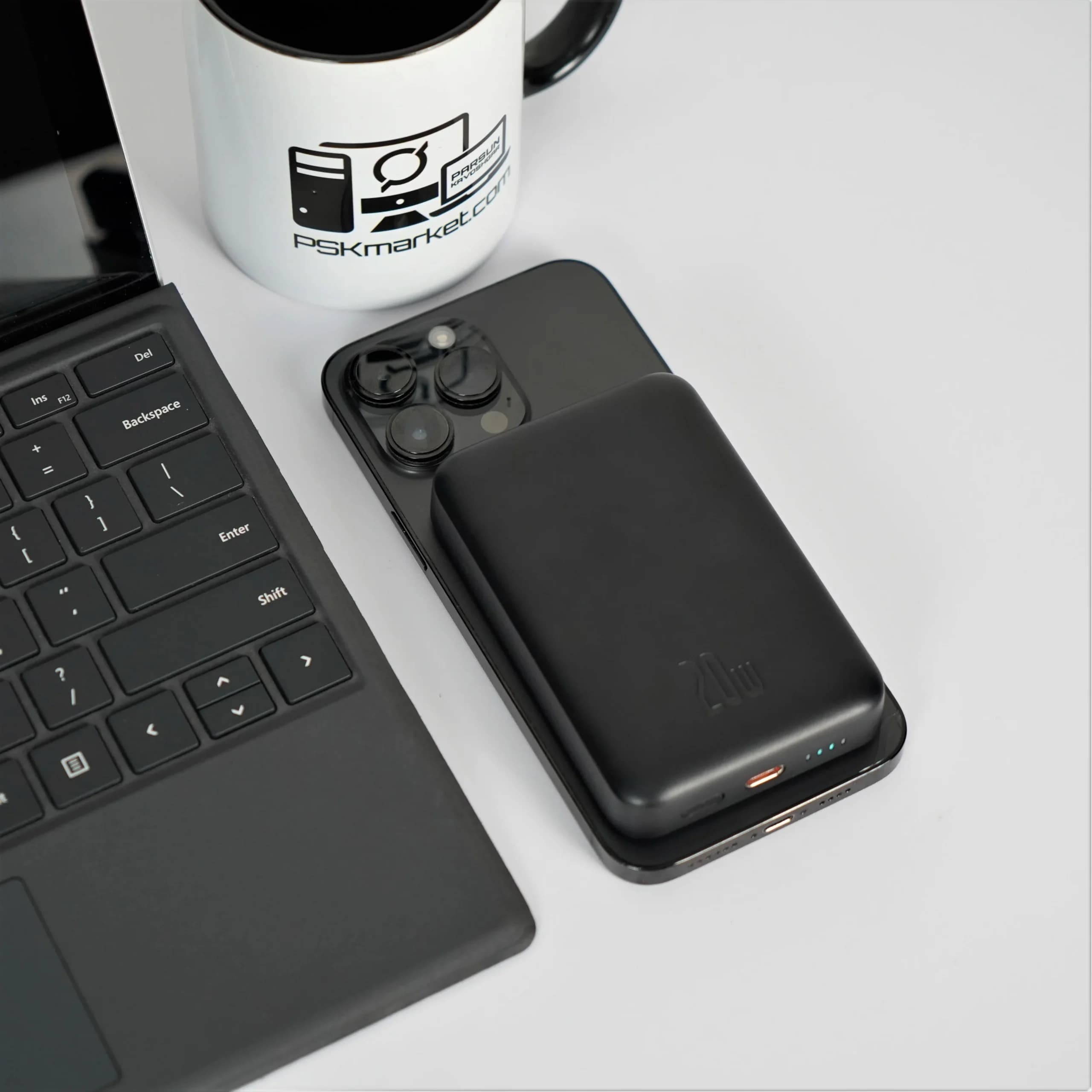 پاوربانک 20 وات بیسوس مدل Magnetic Mini 10000mAh — تصویر ۲