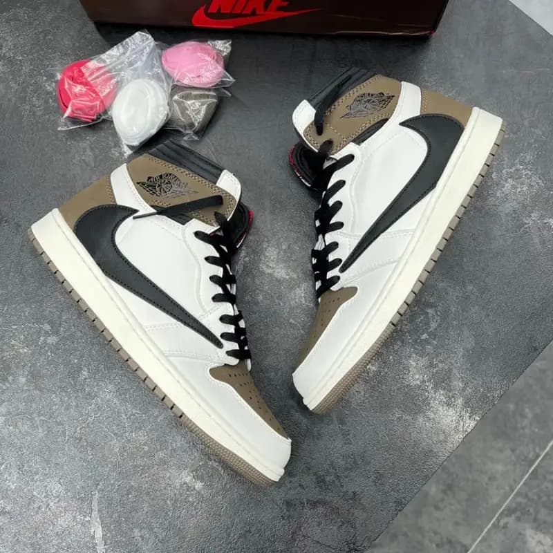 کفش کتونی نایک ایر جردن 1 تراویس اسکات ریورس موکا | Nike Air Jordan 1