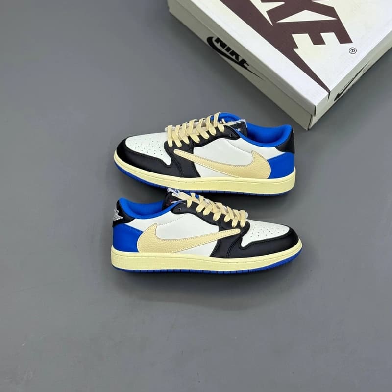 کفش کتونی مردانه نایک ایر جردن وان ترویس رویال | Nike Air Jordan 1