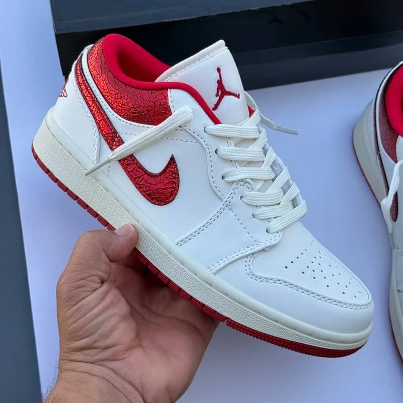 کفش کتونی نایک ایر جردن وان لو یاقوتی | Nike Air Jordan 1 Low Ruby — تصویر ۲