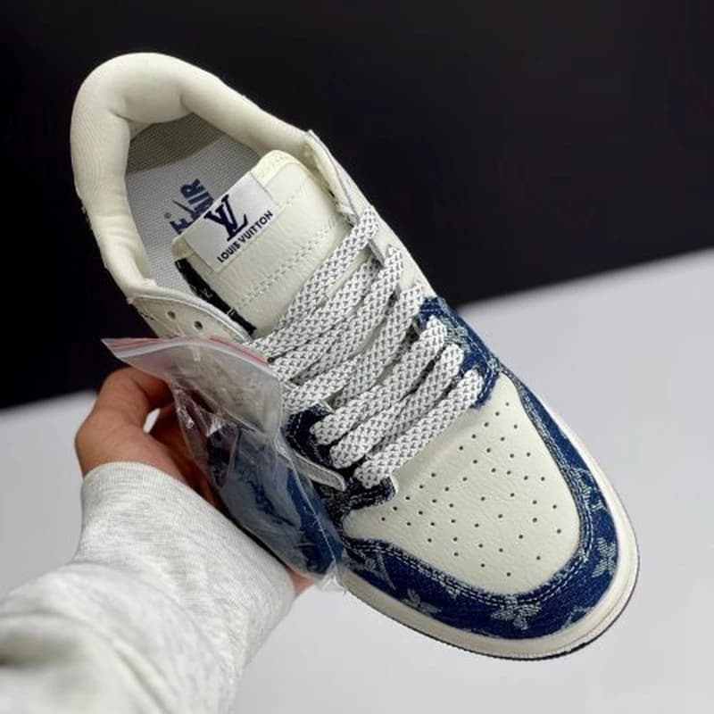 کفش کتونی نایک جردن وان لویی ویتون | Air Jordan 1 Travis Louis Vuitton — تصویر ۳